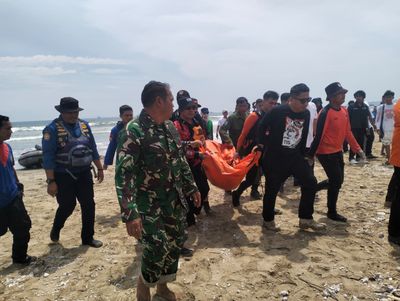 Terseret Ombak di Pantai Batu Rame Kalianda, Seorang Pemuda Ditemukan Meninggal Dunia