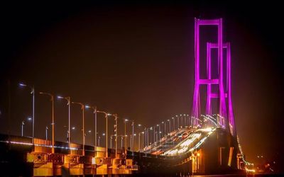Sederet Fakta Jembatan Suramadu si Ikon Jawa Timur