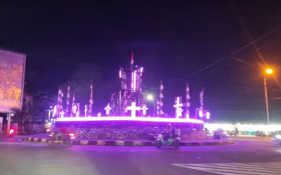 Paskah Timika: Kota Dihiasi Ornamen Religius yang Memukau