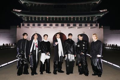 Detail dan Makna Mendalam di Balik Kostum Comeback BTS, Terinspirasi Sejarah Korea