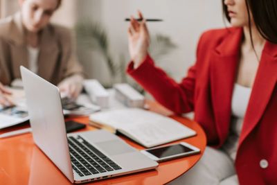 Partisipasi Perempuan di Pasar Kerja Indonesia Masih Tertinggal