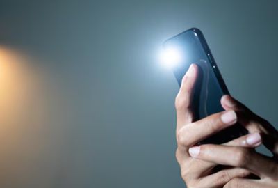 Kenapa Senter HP Tidak Menyala? Ini Kemungkinan Penyebabnya
