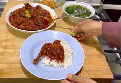 Ayam Rarang Khas Lombok: Sensasi Pedas Gurih yang Bikin Nagih