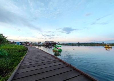 5 Rekomendasi Tempat Wisata Outbound di Hulu Sungai Utara Paling Hits untuk Gathering