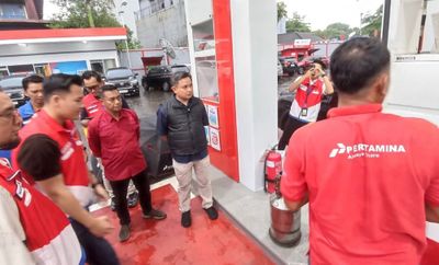 Antrean BBM di Sulsel Mengular, Pemprov Pastikan Stok Aman dan Harga Tak Naik