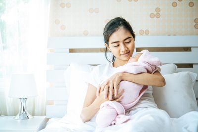 Bisakah Melahirkan Normal Setelah Operasi Caesar? Kenali Tindakan VBAC