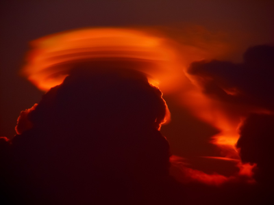 Kenapa Langit Australia Berwarna Merah Darah Pekan Lalu? Ini Penjelasannya