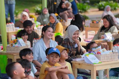 Usai Lebaran, Yuk Mulai Lakukan Ritual Kecil yang Bisa Perkuat Bonding Keluarga Setiap Hari
