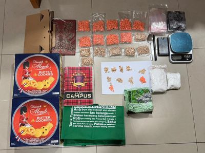 Polisi Gulung Kurir 1 Kg Sabu dan Ekstasi di Terminal Senen, Ngaku Dapat Bayaran Puluhan Juta