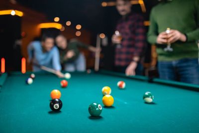 Lagi Cari Tempat Nongkrong? Ini 5 Billiard Center Paling Nyaman dan Hits di Jambi!