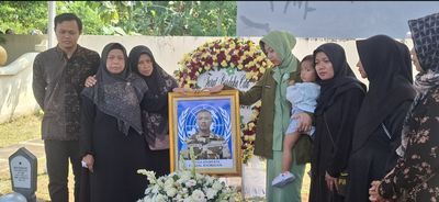 Duka Kulon Progo : Ratusan Warga Iringi Jenazah Kopda Farizal Rhomadhon, Istri Almarhum Terhanyut Suasana