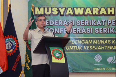 Menaker Tekankan Kemitraan Strategis Pekerja dan Perusahaan di Era Hadirnya AI