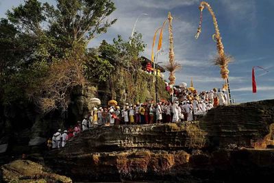 Rahasia di Balik Penjor Galungan: Simbol Indah yang Ternyata Penuh Makna Spiritual