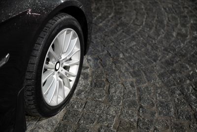 Cara Ganti Seal As Roda Mobil Berpenggerak Depan (FWD) yang Mulai Aus Agar Performa Tetap Optimal