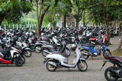 Paskah Nasional, Pengusaha Keluhkan Parkir Ilegal di Toko Mereka