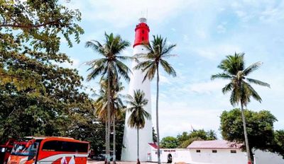 Bujet di Bawah Rp 50 Ribu, Itinerary Pantai Tanjung Kalian, Healing ke Pantai hingga Jajan Otak-otak