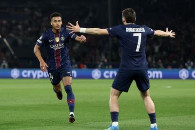 Liverpool Tak Berdaya, PSG Menang Telak 2-0 Lewat Tendangan Doue & Kvaratskhelia
