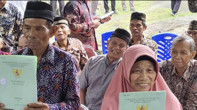 Masih Ingat Mbah Tupon ? Korban Mafia Tanah di Bantul Kini Ngaku Bisa Tidur Nyenyak Karena Sertifikat Tanahnya Kembali