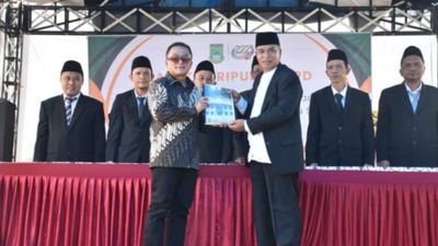 Bupati Kuningan Hadiri Milangkala Cikandang, Dorong Pembangunan dan Akses Pendidikan