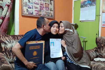 Terinspirasi dari Nenek, Rinita Irawati Sukses Masuk Kedokteran Unila Lewat SNBP