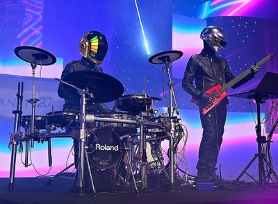 Tribute Daft Punk A Retrospective Celebration of Daft Punk Perfomed Live Bakal Digelar di Jakarta