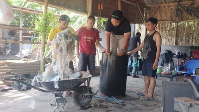 Inovasi Pemuda Jember Ubah Sampah Plastik Jadi BBM, Solusi di Tengah Krisis Energi