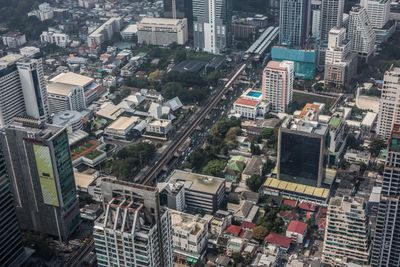 Ekonom Prediksi Ekonomi Indonesia 2026 Masih Tumbuh, tapi Sulit Tembus 5%