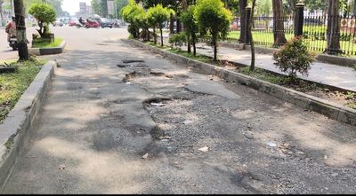 PUPR Kota Serang: Perbaikan Jalur Alun-Alun Tunggu Revitalisasi
