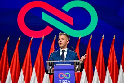 Era Viktor Orban Tersapu oleh Kemenangan Telak Peter Magyar di Pemilu Hungaria