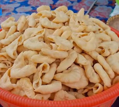 Kue Tembrodok Khas Lombok Timur: Camilan Tradisional Unik yang Wajib Kamu Coba