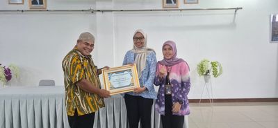 BKKBN Babel Berikan Penghargaan untuk Pegawai Berprestasi dan Tim Kerja Terbaik dalam Pelayanan Prima