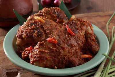 Kangen Kuliner Kaltim? Yuk, Intip Cara Mudah Bikin Ayam Cincane di Dapur Sendiri
