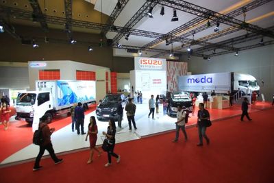 Isuzu Dapat Respon Positif Selama Pameran di GIICOMVEC 2026: Ada 354 Unit Pesanan