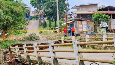 Akses Terputus, Pemkab Bandung Segera Pasang Jembatan Darurat di Ibun