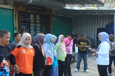 Galakkan Program Gotong Royong ASRI, Wawako Desy Ingatkan Warga Pentingnya Menjaga Kebersihan Lingkungan
