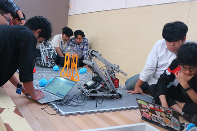 ProVisi Gandeng UNPAD, Cetak Inovator Muda Lewat Workshop Intelligent Systems Academy 2026