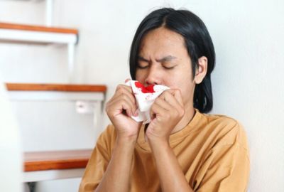 Kenali Penyebab dan Cara Menangani Batuk Dahak Berdarah