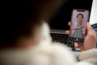 Tips Cari Ide Konten dari Tren TikTok yang Viral, Dijamin Gak Ketinggalan!