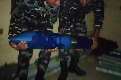 Heboh Benda Mirip Rudal Ditemukan Nelayan di Laut Takalar, TNI Amankan