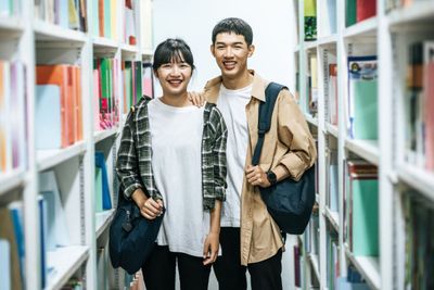Sarjana Terapan vs Sarjana Akademik: Bedanya Apa? Ini Panduan Lengkap biar Nggak Salah Langkah