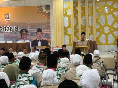 Penuh Haru, 393 Jamaah Haji Kloter 1 Lombok Timur Tiba di Tanah Air
