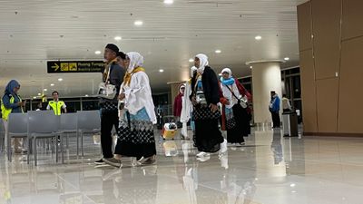 Pertama di RI, Embarkasi YIA Resmi Beroperasi Pada Malam Hari Kartini 2026 , 360 Jemaah Haji Telah diterbangkan