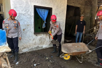 Status Tanggap Darurat Berlaku, Pembersihan Pascabanjir di Garut Terus Berlanjut