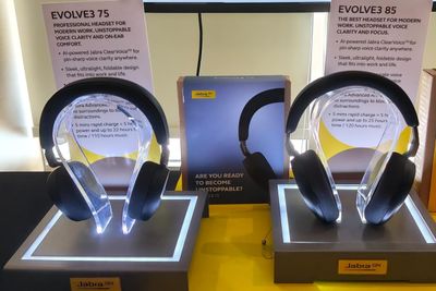 Perbedaan Evolve3 75 dan 85, Headset Anti-Bising yang Cocok untuk WFA