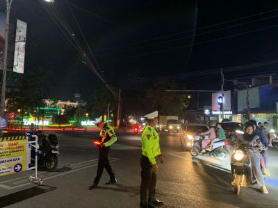 Tangis Haru Iringi Keberangkatan Jamaah Haji Bone, Lalin Dikawal Ketat