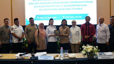 Gubernur Sherly Ungkap Ketimpangan Pembangunan Malut di Hadapan DPR RI