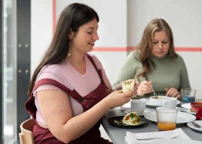 Apa Bedanya Overweight dan Obesitas? Simak Penjelasannya