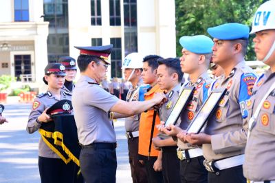 Langgar Kode Etik, Empat Anggota Polda Jambi Dipecat Melalui Upacara PTDH