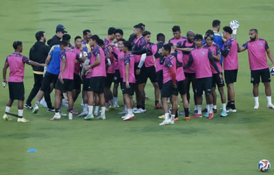 Arema FC Terusir dari Rumah Sendiri, Derbi Jatim di Bali Sisakan Luka dan Tekad