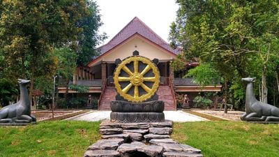 Tempat Ibadah Umat Buddha di Kabupaten Pandeglang, Menjaga Kerukunan dan Spiritualitas
